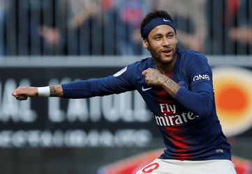 Neymar weer belangrijk voor PSG met goal en assist