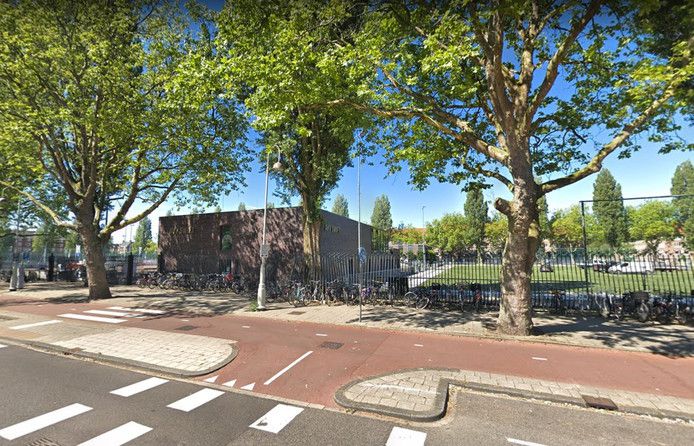 Feyenoord- en Ajax-fans zoeken elkaar op bij amateurclub Swift