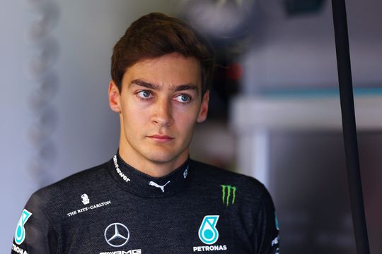 George Russell geeft Max Verstappen nog een trap na: 'Nogal zielig'