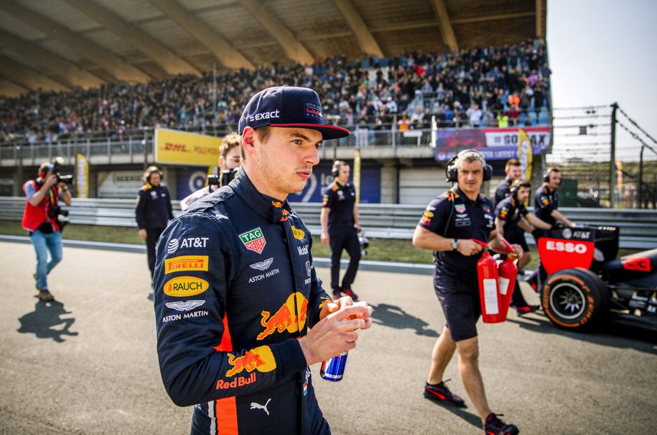 Verstappen over zijn jeugd en eetgewoonten: 'Dan zou ik sumoworstelen moeten doen'