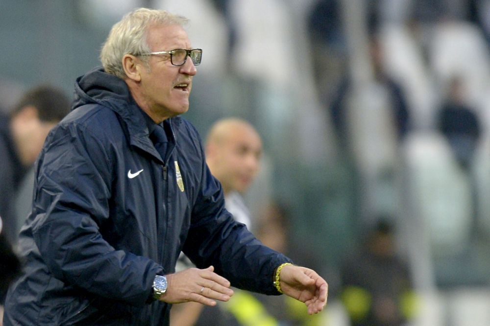 Udinese haalt met Delneri nieuwe trainer binnen