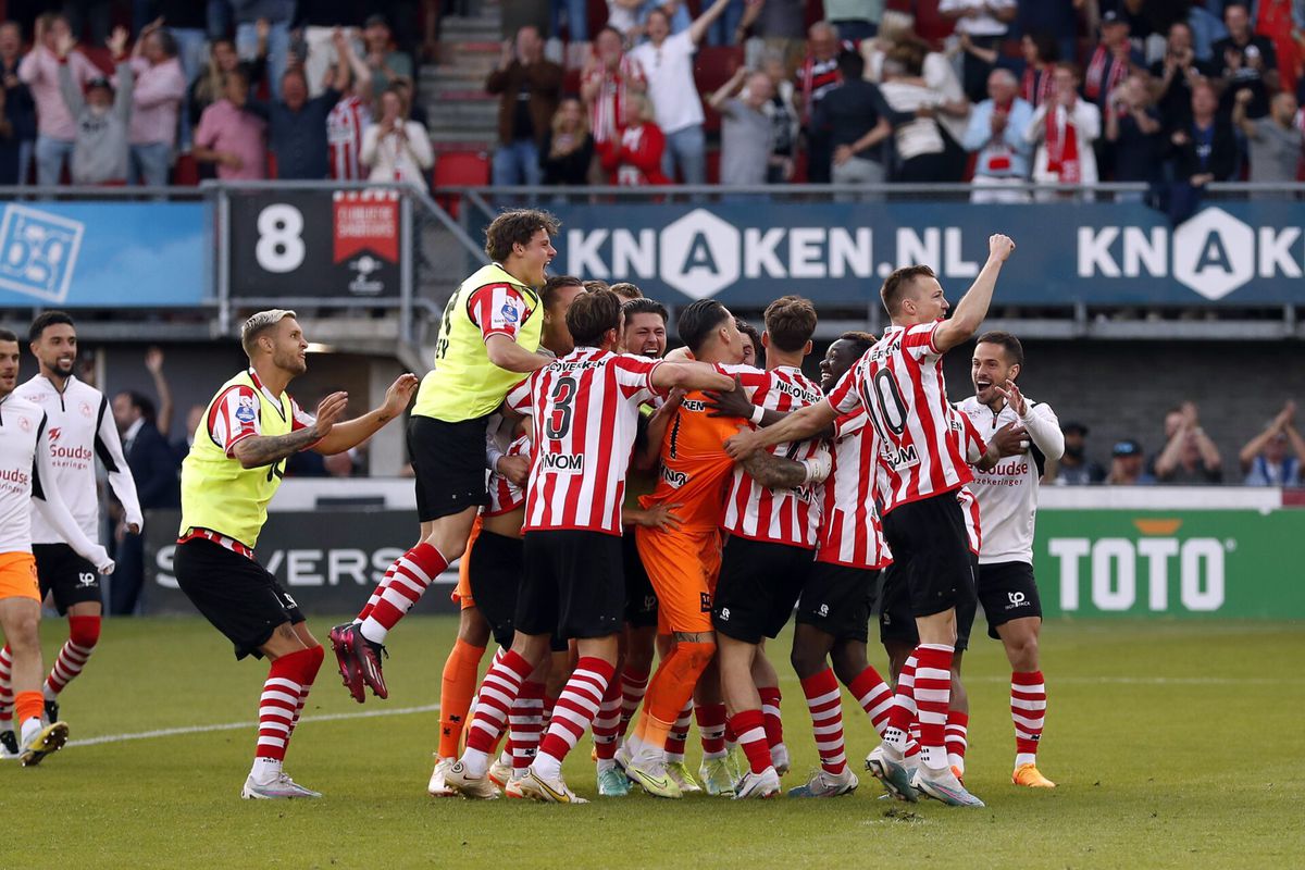 Sparta neemt penalty's beter dan Utrecht in play-offthriller en mag zich melden in de finale