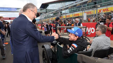 Alonso rijdt richting de maan na GP van Groot-Brittannië