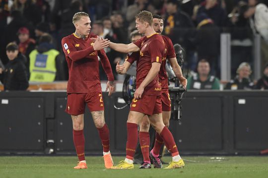 Winteraanwinst Ola Solbakken zorgt voor zege AS Roma bij basisterugkeer Rick Karsdorp