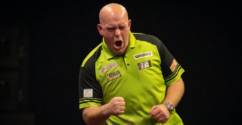 Michael van Gerwen gratis een ronde verder op Euro Tour 2 na opgave Peter Wright