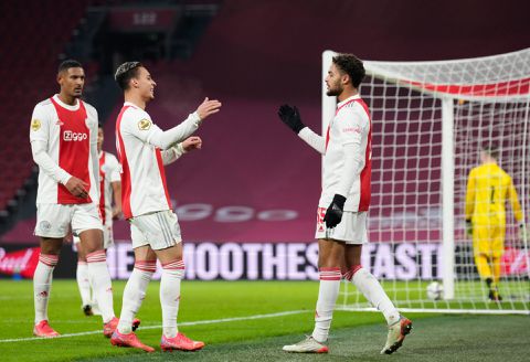 Ajax wint eenzijdig potje tegen Fortuna Sittard, Utrecht gelijk tegen 10 man FC Twente