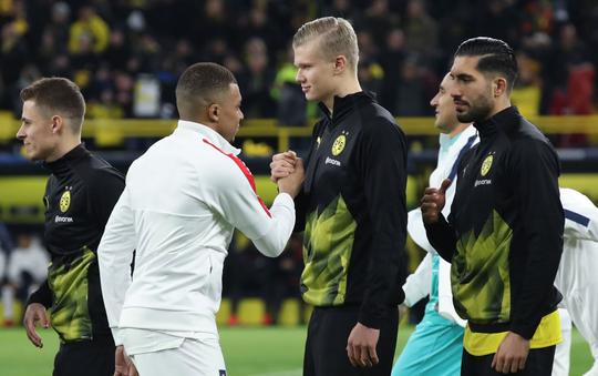 🎥 | Marco van Basten kiest tussen Kylian Mbappé en Erling Haaland: 'Mooier om naar te kijken'
