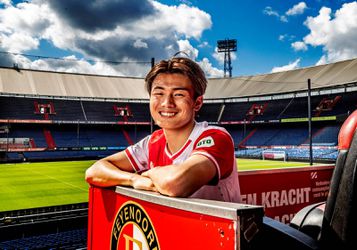 Feyenoord kan Ueda zondag meteen inzetten tegen Fortuna, ook Nieuwkoop al speelgerechtigd