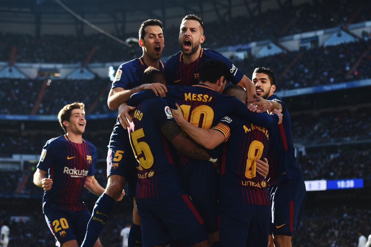 Barcelona overklast Real Madrid in 2e helft en wint El Clásico (video's)