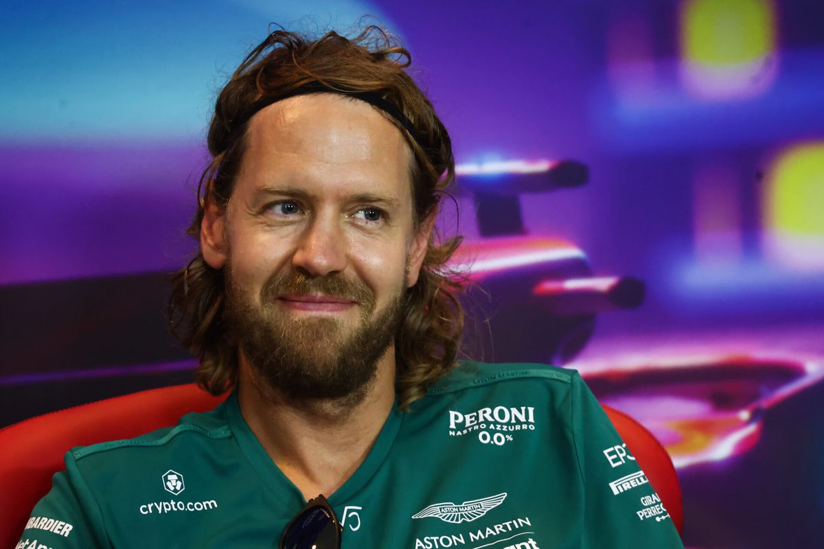 Vettel emotioneel na allerlaatste kwalificatie: 'Trots dat ik iets voor mensen heb betekend'