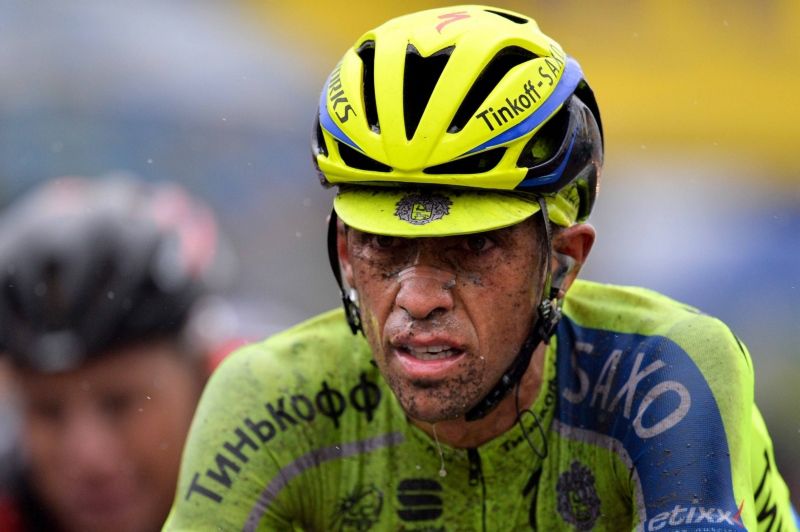 Titelfavoriet Contador hard onderuit in Tour