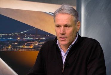 Marco van Basten over witte zakdoekjes-oproep bij Ajax: 'Hoort bij een topclub'
