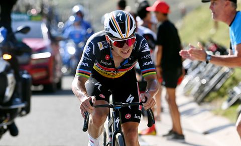 Remco Evenepoel blijkt verzamelaar in Vuelta: Belg mag 6e verschillende trui aantrekken