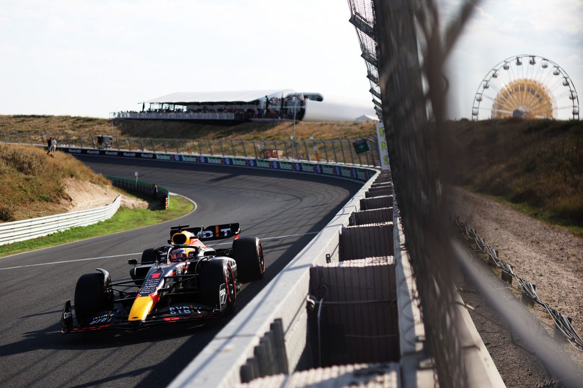 Verstappen over de lastige vrijdag in Zandvoort: 'Ben niet verbaasd over het verschil'