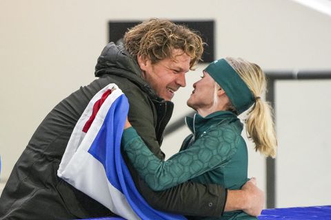 Zo leerde Irene Schouten haar man DirkJan kennen: 'Ik dacht eerst dat hij dronken was'