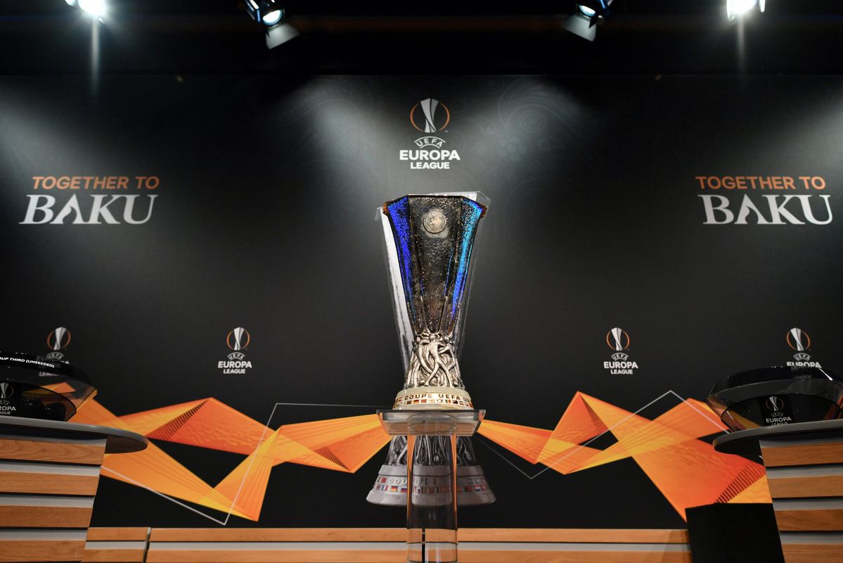 Loting kwartfinales Europa League: kraker Arsenal - Napoli; Willems en De Guzman tegen Benfica
