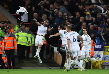 🎥​ | Check de winnende goal van Leeds-speler Crysencio Summerville tegen Liverpool