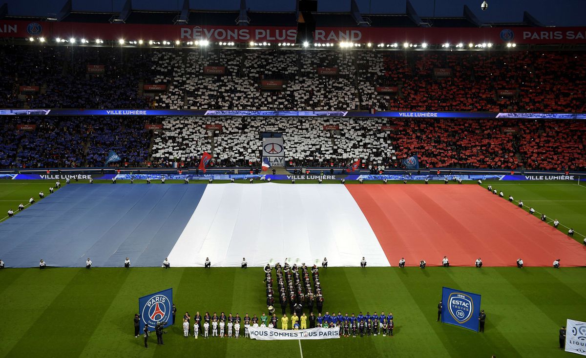 Topsporters spreken steun uit na aanslagen: 'Je suis Paris' (video)