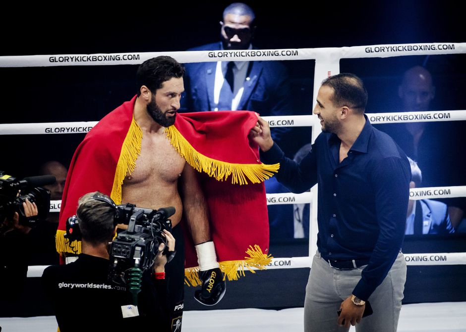 Dit is het complete programma van Glory 80: Badr Hari, Jamal Ben Saddik, Levi Rigters en veel meer