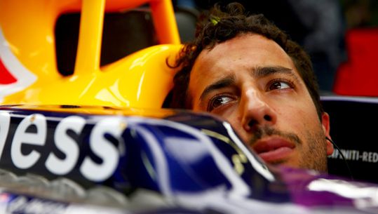 Ricciardo staat met nieuwe motor voor inhaalrace