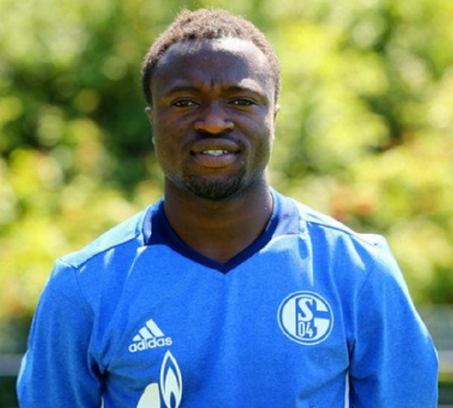 Is talent van Schalke wel écht 19 jaar oud?