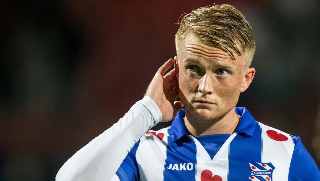 Heerenveen-smaakmaker Larsson geselecteerd voor Zweden