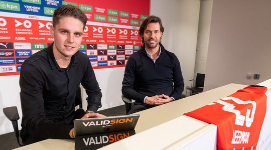 Joey Veerman trekt blik vol voetbalclichés open na PSV-transfer: 'Het voelt speciaal'