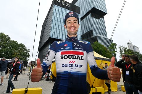 🎥 | Einde aan Nederlandse zegereeks: Mattia Cattaneo wint tijdrit Ronde van Polen