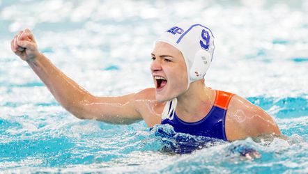 Waterpolosters maken gehakt van Duitsland