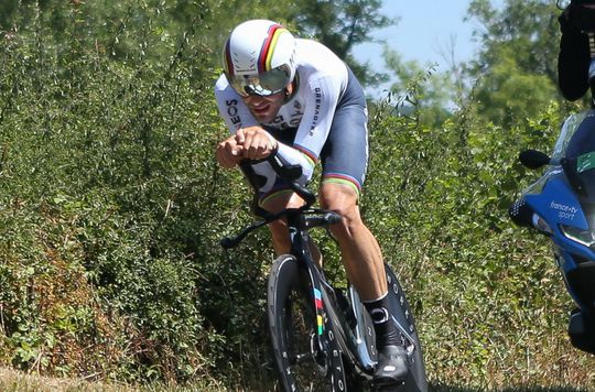 Krabbels gezet! INEOS Grenadiers breekt contract van Filippo Ganna open