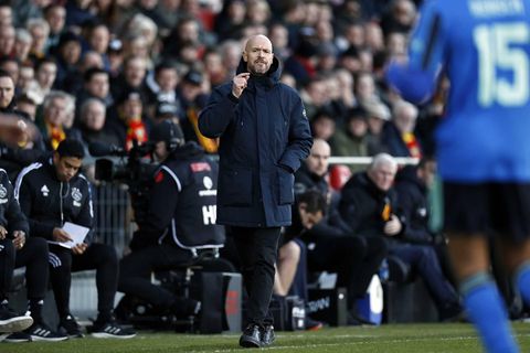 Ten Hag ging los in de kleedkamer: 'Kan ik niet voor de camera herhalen'