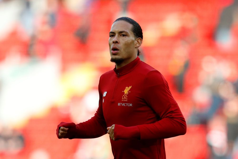 Van Dijk start tegen City, Wijnaldum begint op de bank