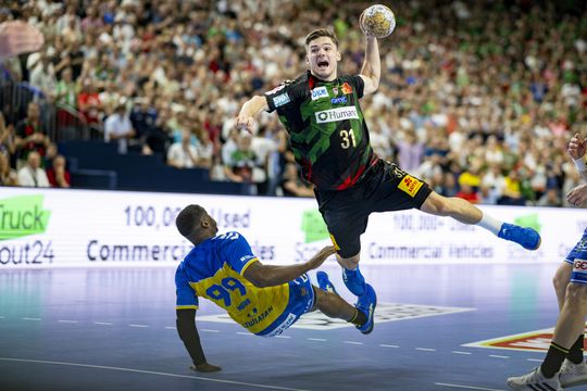 Lekker hoor! Handballer Kay Smits eerste mannelijke Nederlander die Champions League wint