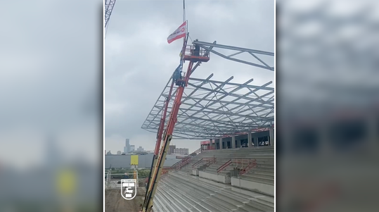 🎥🍻 | Tijd voor pannenbier! Cambuur bereikt hoogste punt bij bouw nieuwe stadion