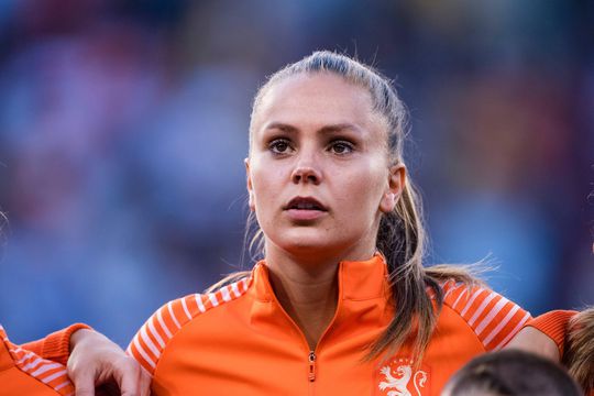 'Fifty-fifty!' Wiegman weet nog niet of Martens kan spelen