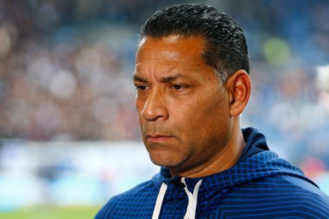 FC Utrecht bevestigt vertrek trainer Henk Fraser: 'Dit is mij nog nooit overkomen'