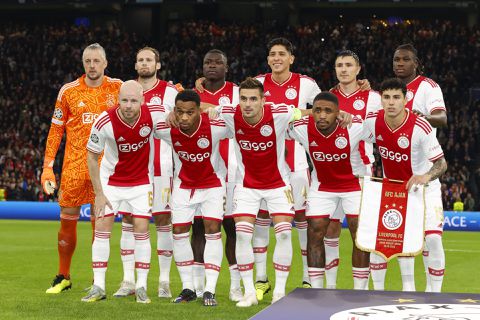 Aad de Mos begrijpt niet waarom Ajax deze speler haalde: 'Zit geen gevoel in'