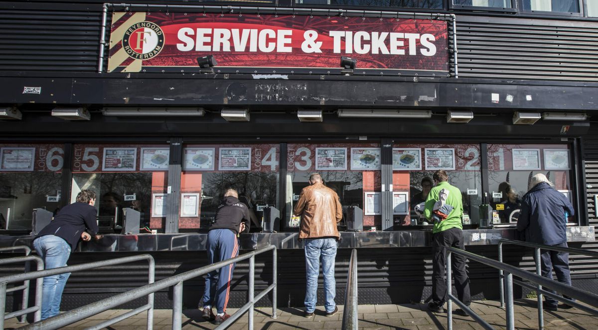 Moet je nog een Feyenoord-seizoenskaart scoren? Jammer: uitverkocht