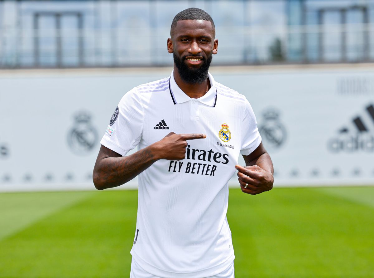 Rüdiger gepresenteerd bij Real Madrid: 'Barcelona had interesse, maar ik wilde alleen naar Real'