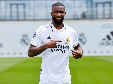 Rüdiger gepresenteerd bij Real Madrid: 'Barcelona had interesse, maar ik wilde alleen naar Real'