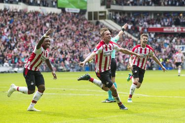 PSV KAMPIOEN VAN NEDERLAND NA HEERLIJKE POT TEGEN AJAX