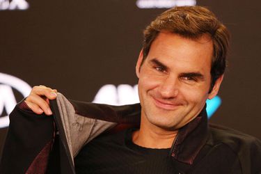 Federer vindt het 'niet kunnen' dat hij als 36-jarige favoriet is voor Australian Open