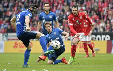 Ajax-tegenstander Schalke wint nipt van Mainz