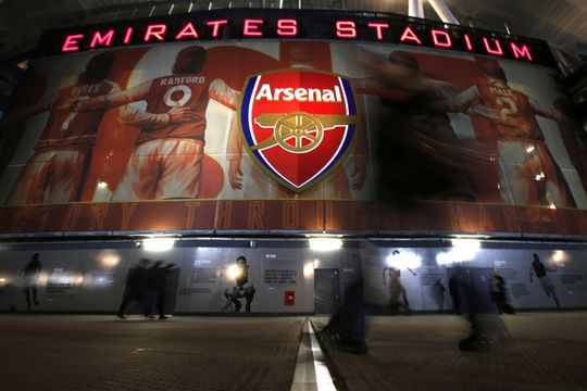 Arsenal-eigenaar koopt enorm landgoed, maar fans zien liever een nieuwe speler