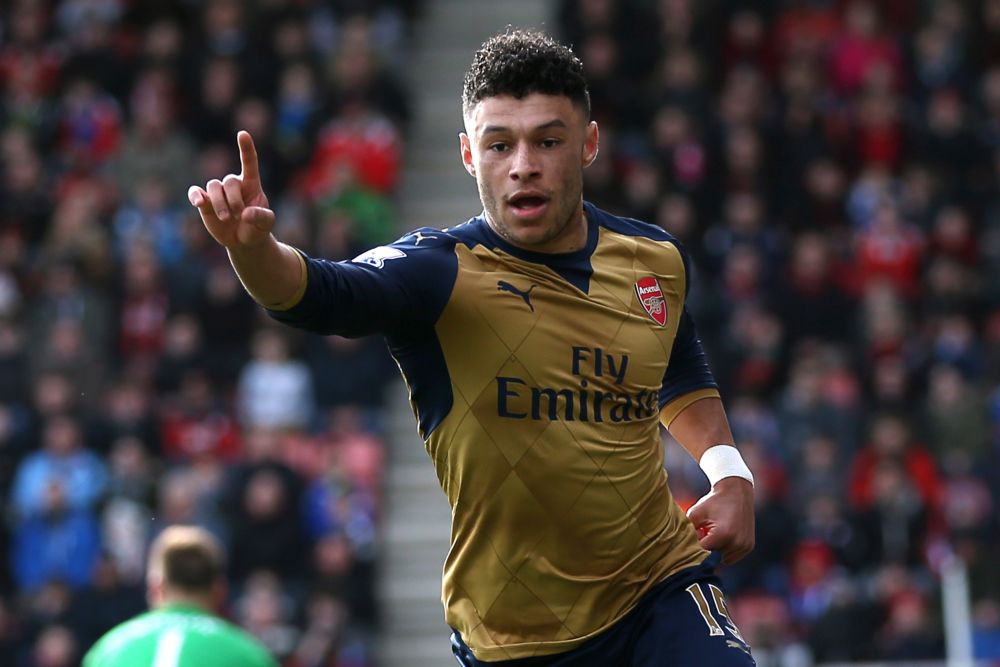 Oxlade-Chamberlain moet EK aan zich voorbij laten gaan