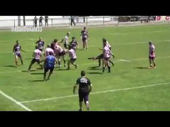 WTF! Franse rugbyspeler knuppelt scheidsrechter knock-out (video)