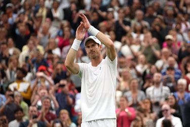 Britten beginnen ijzersterk op Wimbledon: oude rot Andy Murray walst over tegenstander