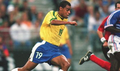 Denilson (44), ooit 's werelds duurste speler, trekt voetbalschoenen weer aan