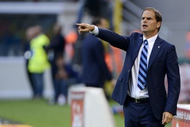 De Boer wint met Inter van landskampioen Juventus