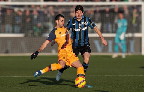AS Roma dolt op Twitter met Marten de Roon na zege op Atalanta Bergamo